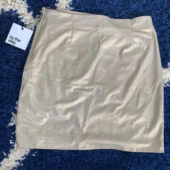 Revolve gold set - Picture 4 of 5